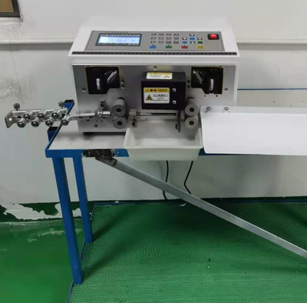 Fully-Automatic Wire Cutting Machine