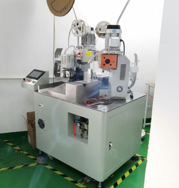 Fully-Automatic Terminal Riveting and Pressing Machine